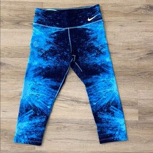 Nike Dri-Fit Capri Leggings